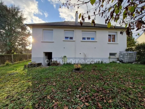 Maison de 73m², 4 pièces, 2 chambres sur un terrain de plus de 1000 m² 