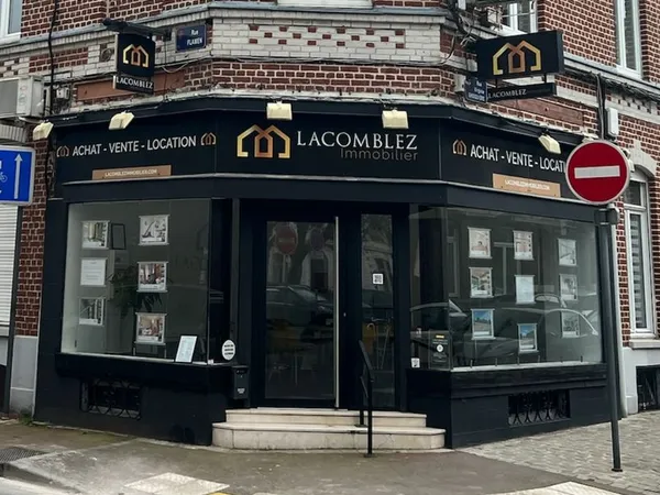 Vauban la catho local commercial 