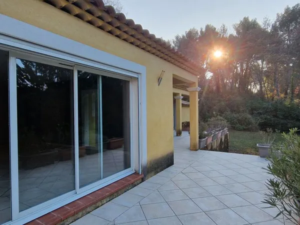 Villa 4 pièces 119 m² 