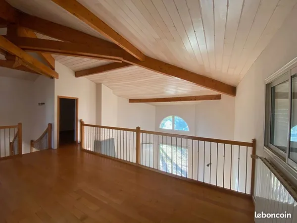 Maison 6 pièces 167 m² 