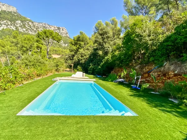 Maison 5 pièces 205 m² 