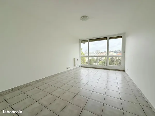 Appartement 4 pièces 81 m² 