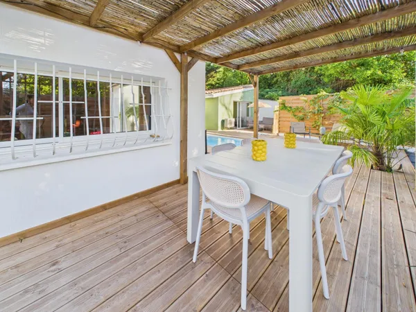 BORDEAUX CAUDERAN Maison de plain pied 3/4 chambres, piscine, parking 