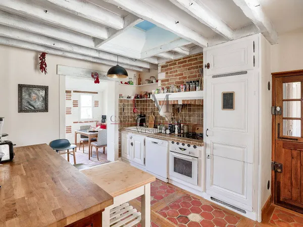 Maison 7 pièces 210 m² 