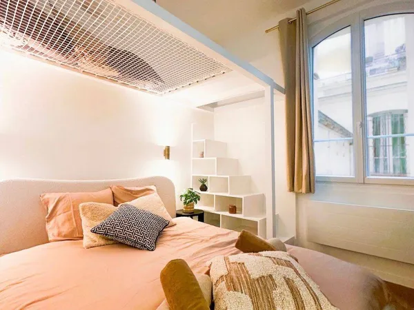 Studio 1 pièce 25 m² 