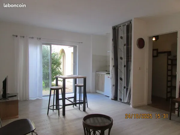 Studio 8 rue AUCOIN AUCH 