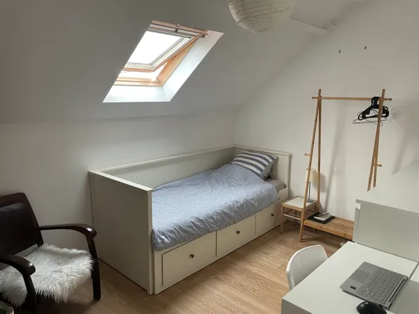 Loue chambre étudiante / alternants chez l'habitant Orléans Nord Gare des Aubrais 