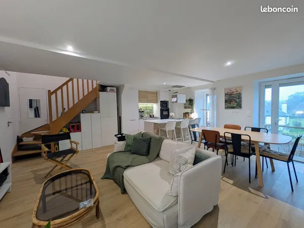 A vendre - Maison rénovée 2 chambres + bureau - Châteaugiron 
