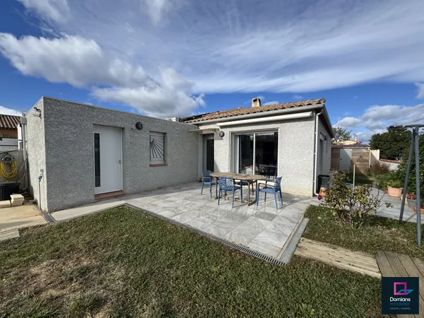 A VENDRE - LLUPIA - VILLA DE PLAIN-PIED AVEC JARDIN 