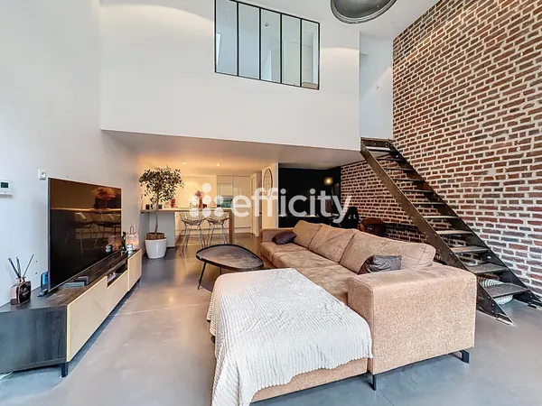 Loft 2 pièces 71 m² 