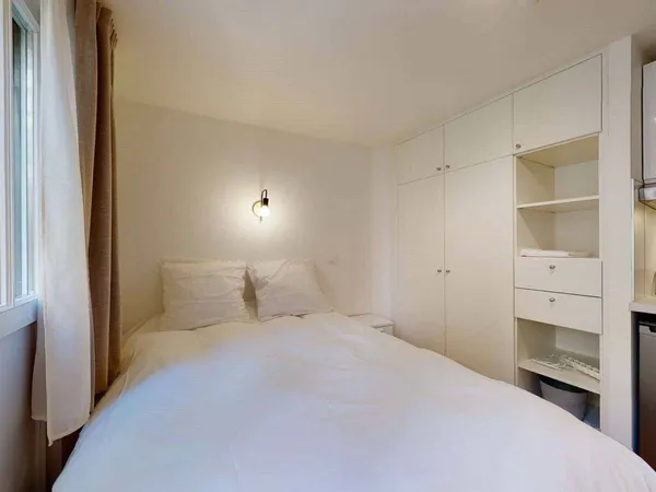Appartement 1 pièce 9 m² 