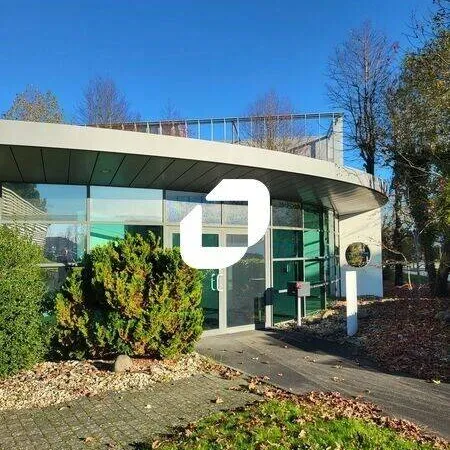 Bureaux 870 m² 