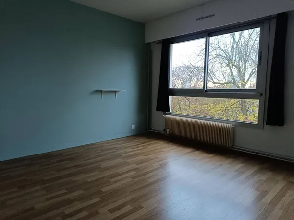Studio 1 pièce 29 m² 