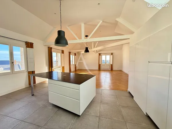 Appartement 5 pièces 151 m² 