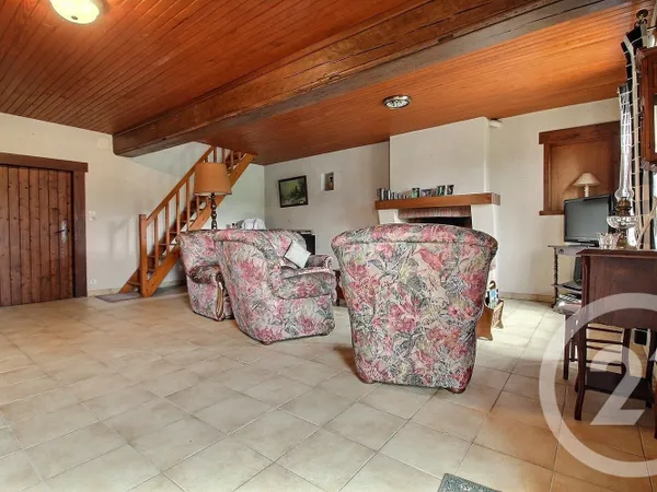 Maison 6 pièces 148 m² 