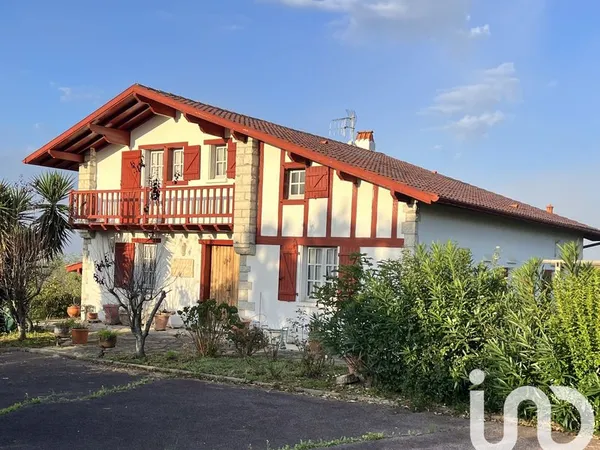 Maison 7 pièces 209 m² 