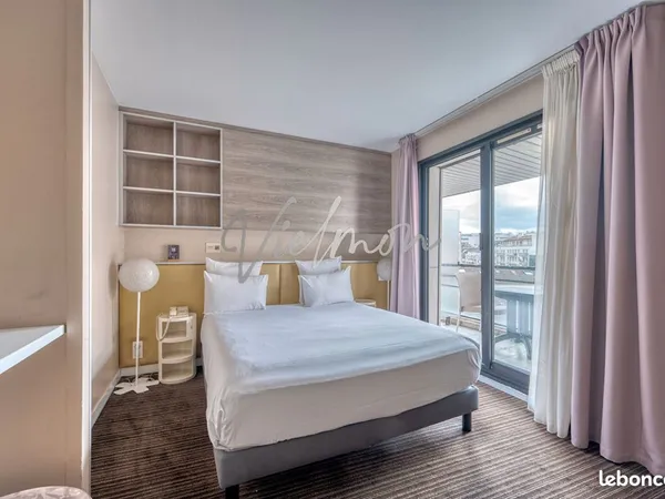 Studio 1 pièce 22 m² 