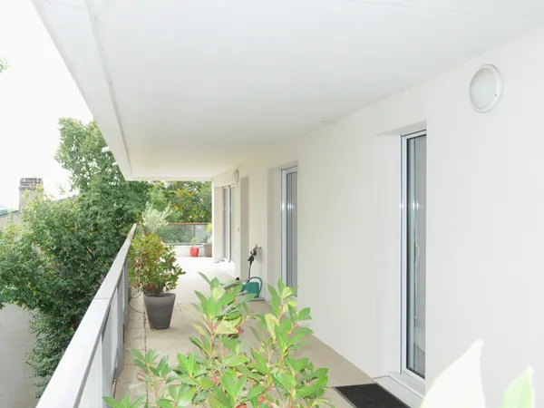 Superbe Appartement Avenue Privée. 