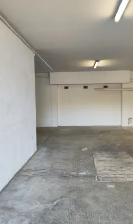 Entrepôt 50 m² 