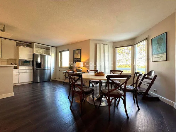 Appartement 7 pièces 164 m² 