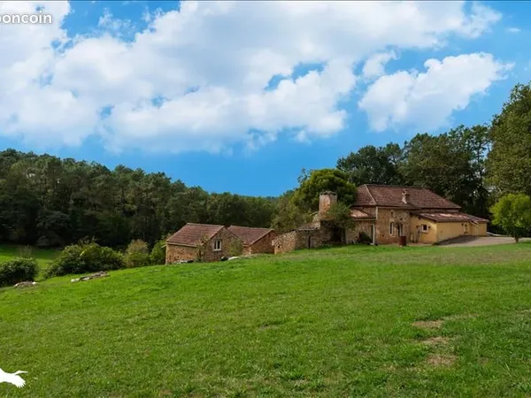 Ferme 6 pièces 225 m² 