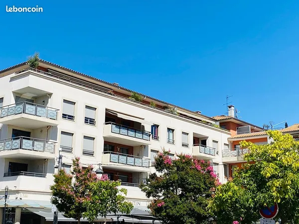 Parking/box 13 m² GENAS 
