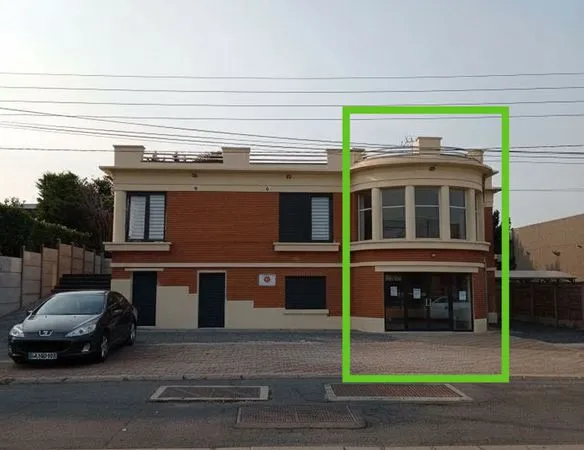 Local commercial 