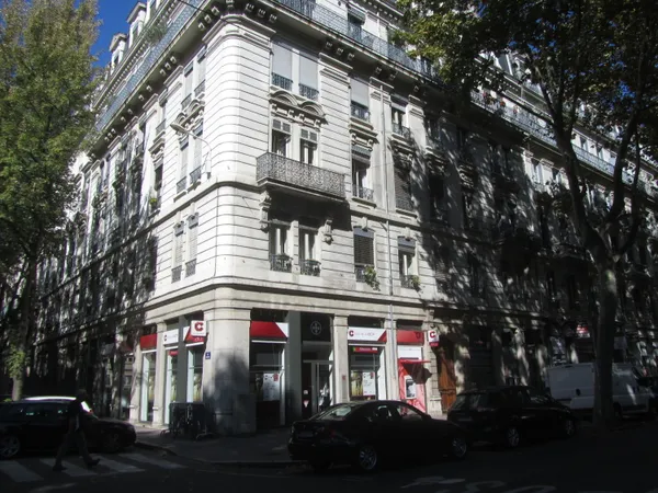 Loue appartement T2 avec alcôve de 72m² quartier Préfecture 