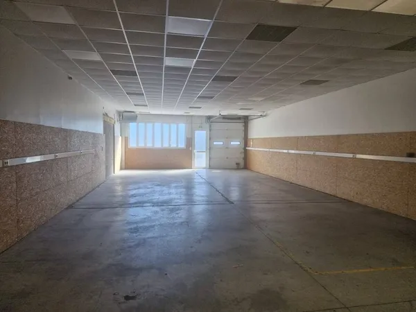 Local commercial 200 m² 