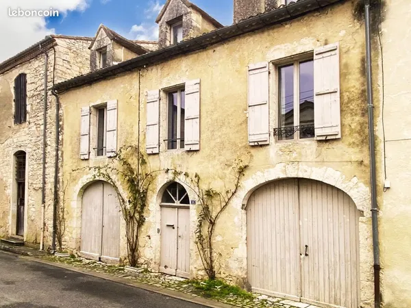 Maison de ville 9 pièces 263 m² 
