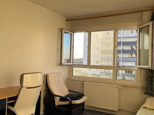 Studio 1 pièce 19 m² 