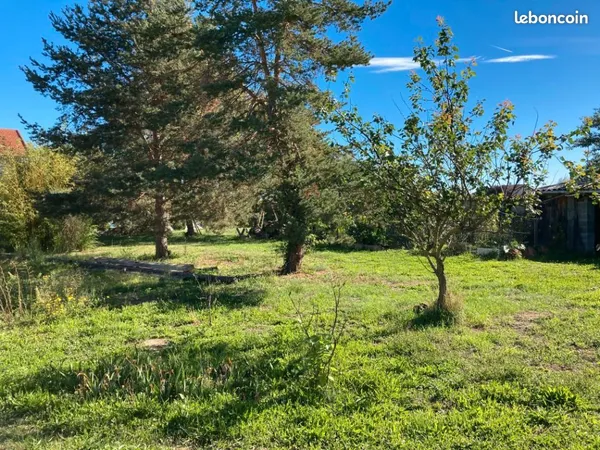 Terrain 1 000 m² Les Villettes 