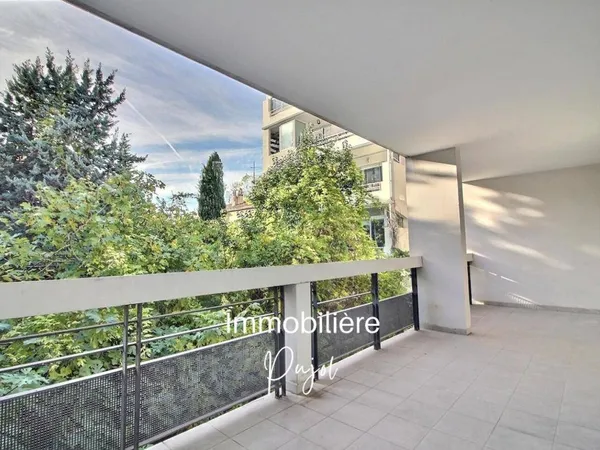 Loue T3 - 78.51m² - Marseille 13008 