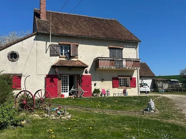 En campagne, grande maison familiale de 240 m² habitables. 
