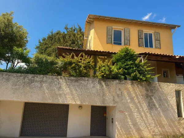 Maison 5 pièces 190 m² 