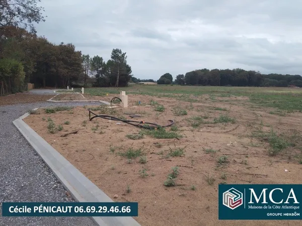 Terrain 638 m² 