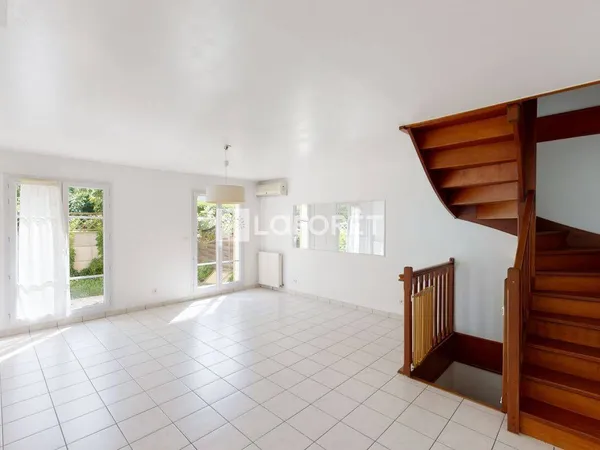 Maison 5 pièces 106 m² 