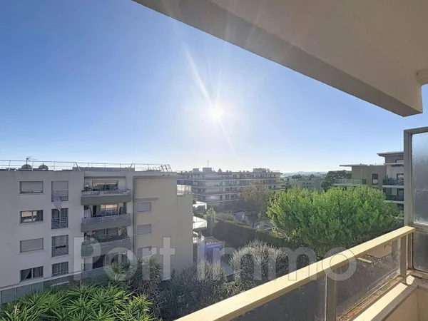 Appartement 1 pièce 30 m² 