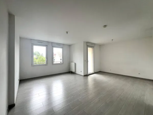 Studio 1 pièce 35 m² 