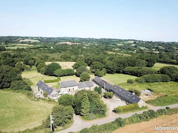 Maison 689 m² La Chapelle-Neuve 