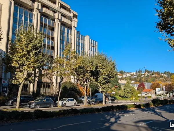 Parking - Garage Location Chamalières   60€