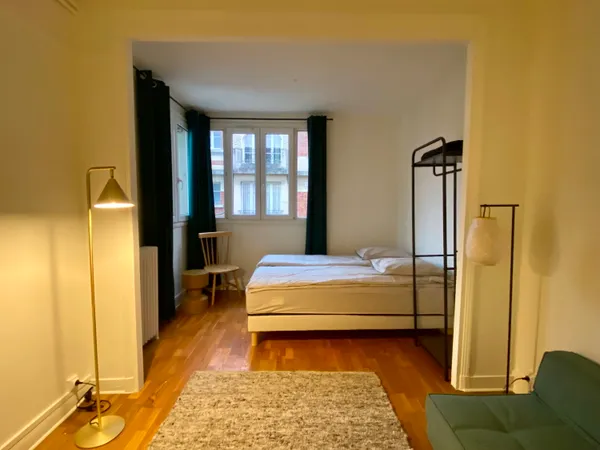 Studio indépendant refait à neuf aux portes de Paris (5 min Pont Cardinet / 10 min Gare Saint 
