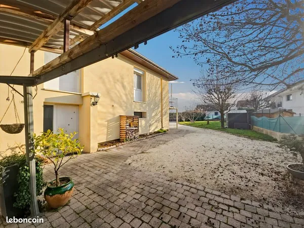 Maison 5 pièces 140 m² 