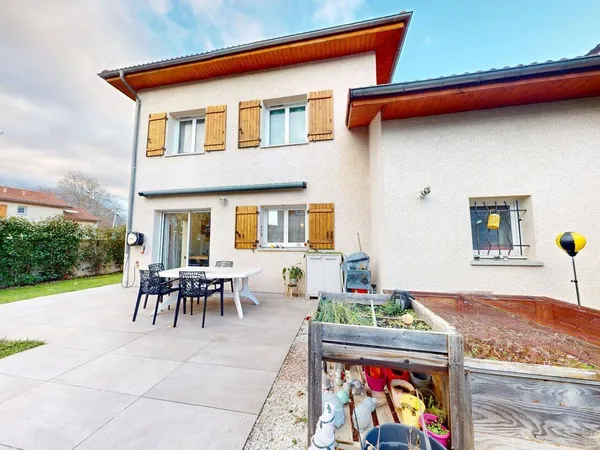 Maison 5 pièces 89 m² 