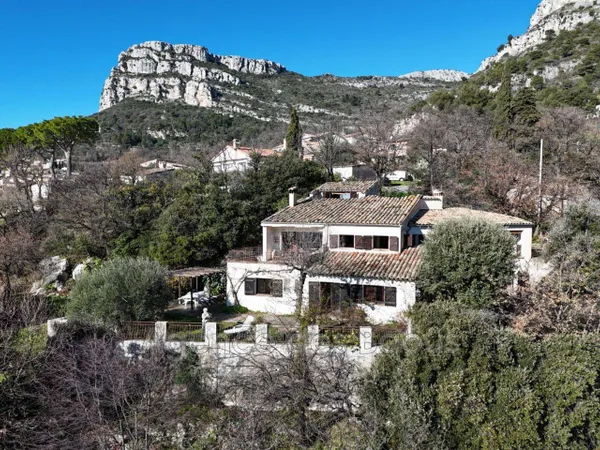 Maison 5 pièces 168 m² 