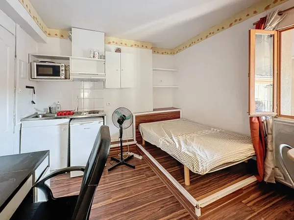 Appartement 1 pièce 16 m² 