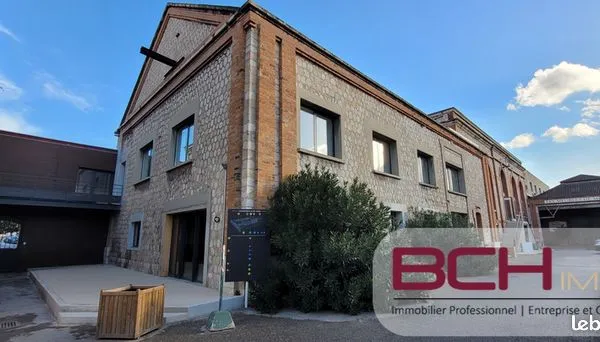 Bureau 154 m² 
