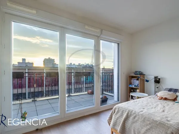 Studio 1 pièce 32 m² 