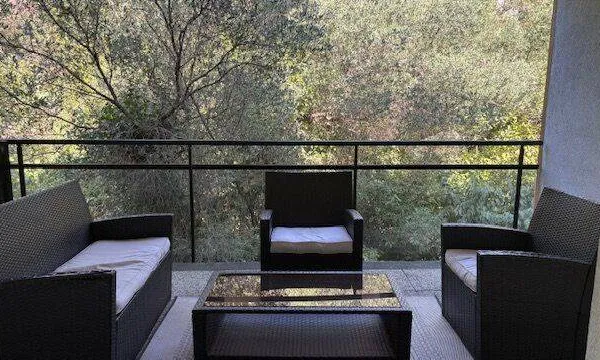 Appartement 1 pièce 67 m² 