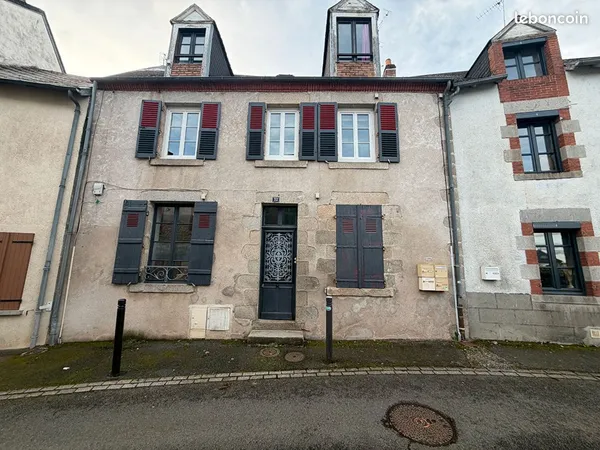 Studio 1 pièce 25 m² 